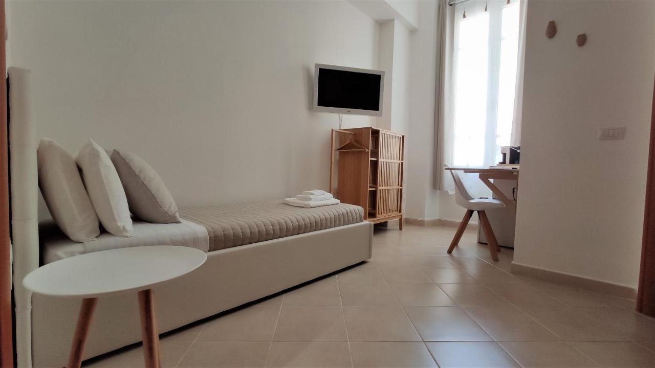 Nell'Azzurro Hotel Cagliari Exterior photo