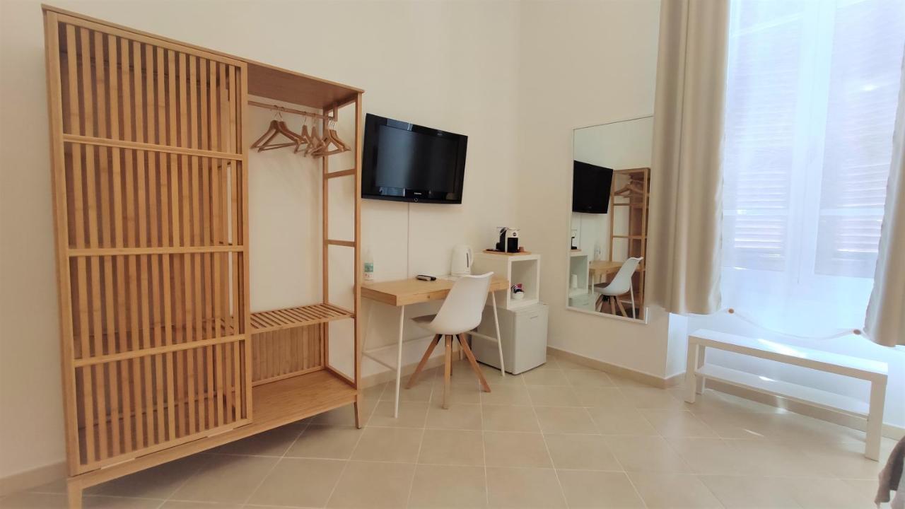 Nell'Azzurro Hotel Cagliari Exterior photo