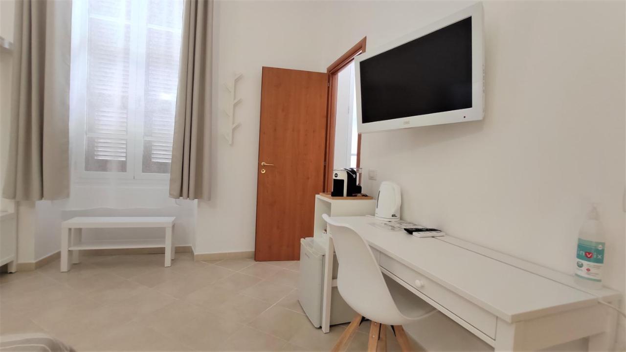 Nell'Azzurro Hotel Cagliari Exterior photo